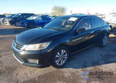 2015 Honda Accord Lx z USA, uszkodzony, nr VIN 1HGCR2F36FA117165